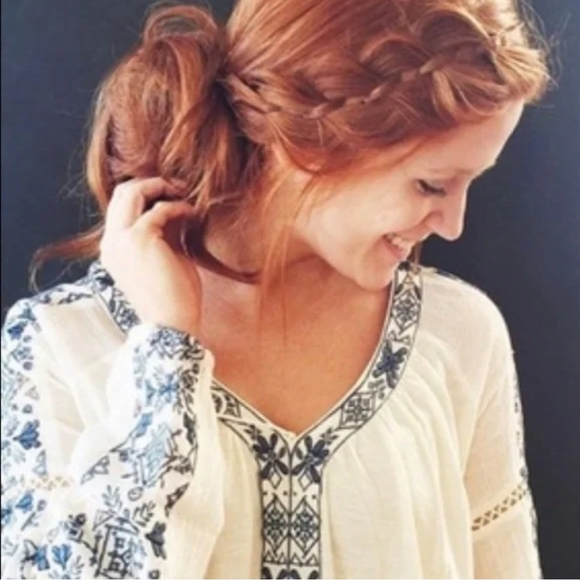 Anthropologie Akemi & Kin Merwin Peasant Top Size S - Picture 2 of 9